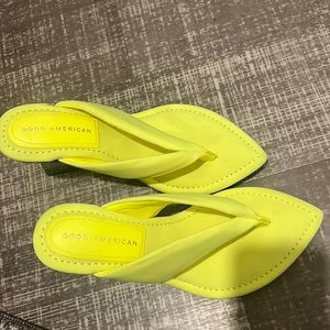 Good American thong heels